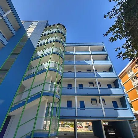 Apartment Grazioso N 66 A A 100 Mt Dal Mare