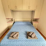 Grazioso N 66 A A 100 Mt Dal Mare Apartment