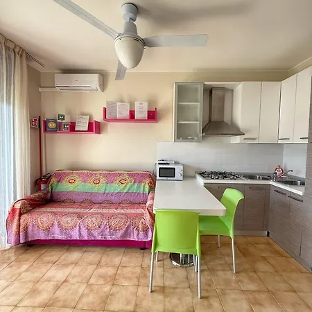 Appartamento Grazioso N 66 A A 100 Mt Dal Mare *