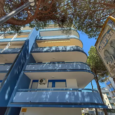 Apartment Grazioso N 66 A A 100 Mt Dal Mare